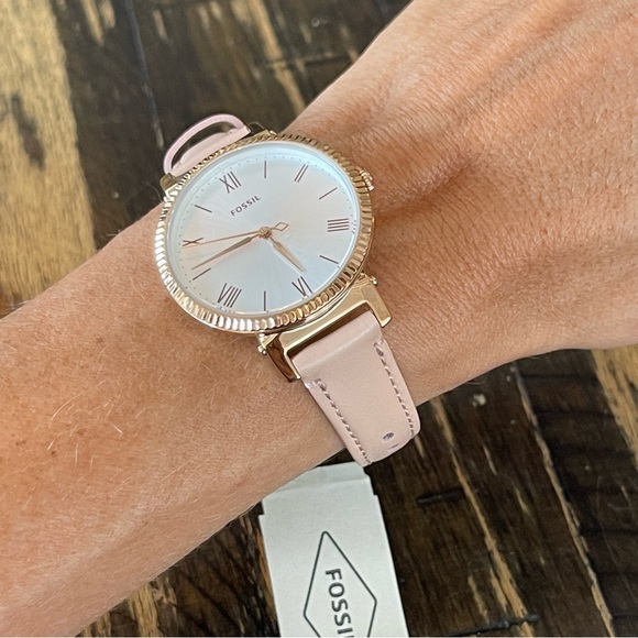 NWT 👛 FOSSIL - Rose Gold & Pink Watch - OS - w/ BOX - Picture 12 of 16